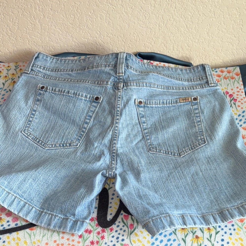 Levi Strauss signature Blue Jean Shorts Sz 14 - Picture 3 of 13